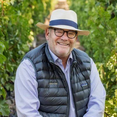 The winemaker is Micheal Silacci who apprenticed under legendary Napa winemakers Andre Tchelistcheff and Warren Winiarski and previously held positions at Beaulieu Vineyard and Stag's Leap Wine Cellars.