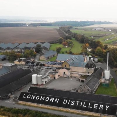 Sherry oak is favoured at Longmorn and the result is a rich, full spirit with notes of dried fruit, spice and citrus oils. 
